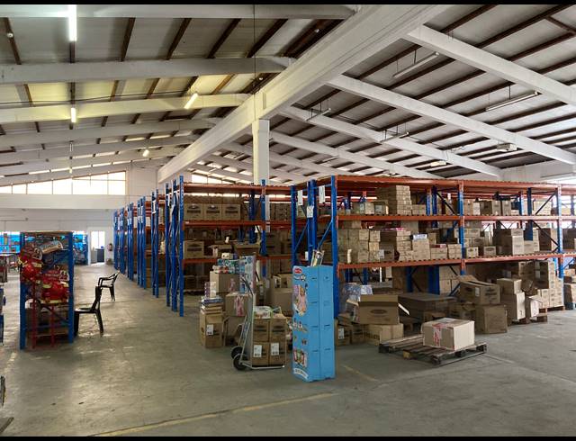 1,485M² FACTORY TO LET IN NEW GERMANY